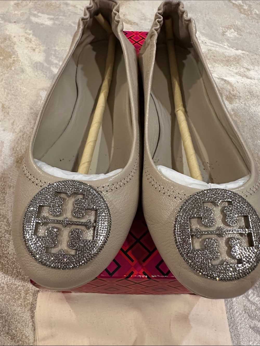 Tory Burch Stone Gray and Silver Travel Ballet Flats Box Label